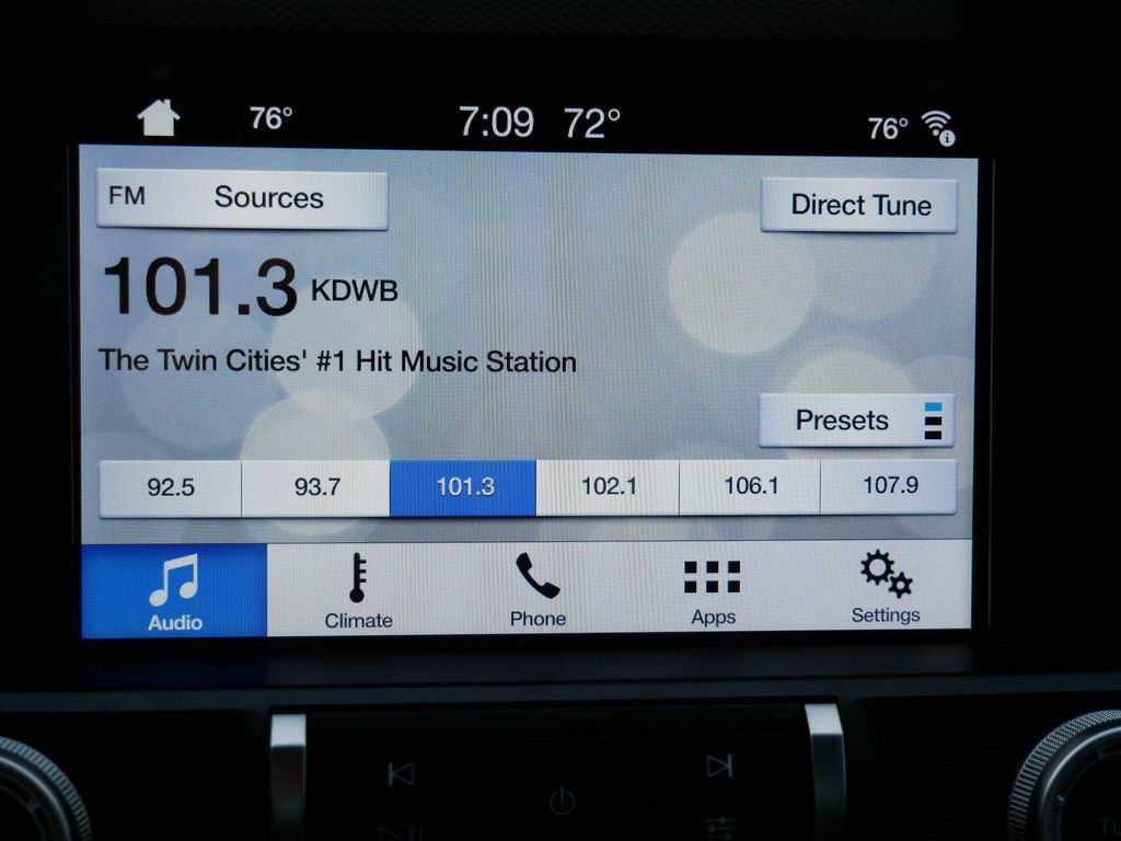 Used 2019 Ford Mustang Coupe w/ Equipment Group 101A RWD image 18
