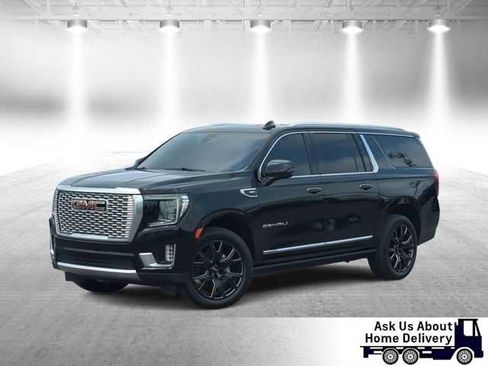 Used 2021 GMC Yukon XL Denali w/ Denali Premium Package AWD/4WD image 1