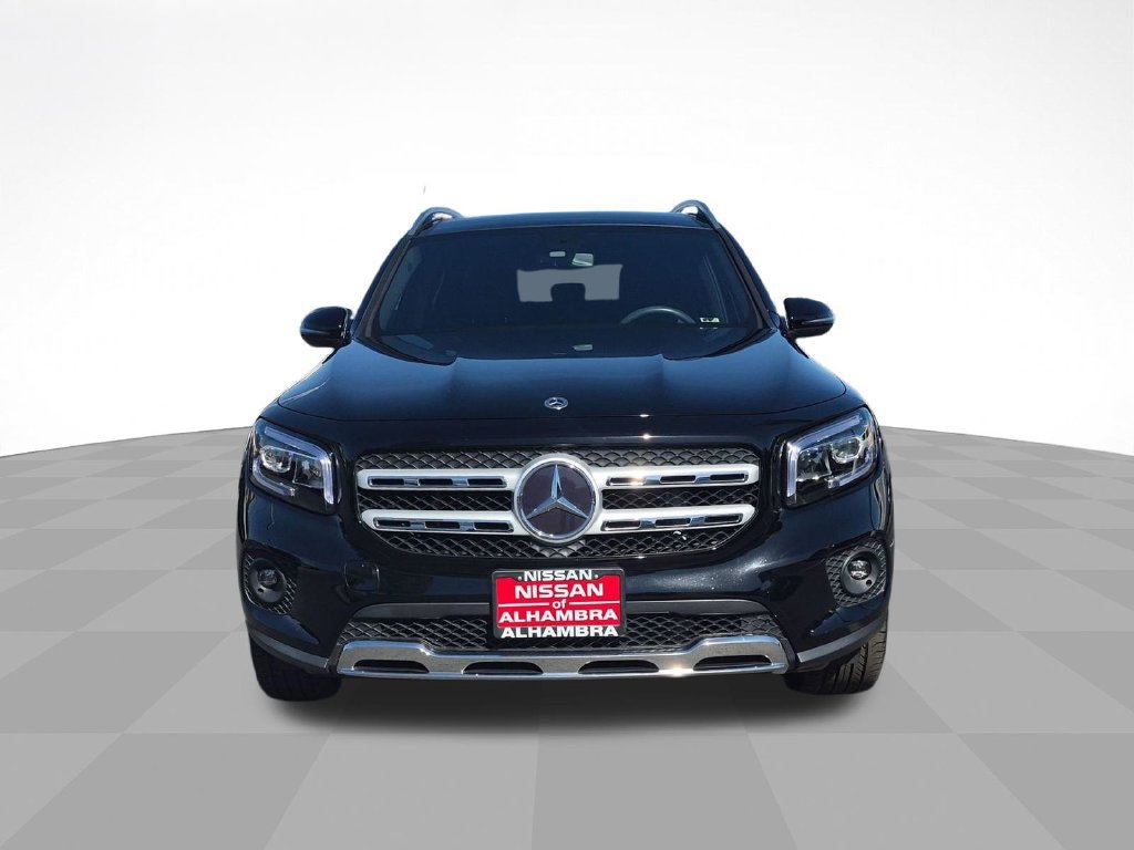 Used 2023 Mercedes-Benz GLB 250 image 2