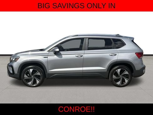 Used 2024 Volkswagen Taos SE AWD/4WD image 8