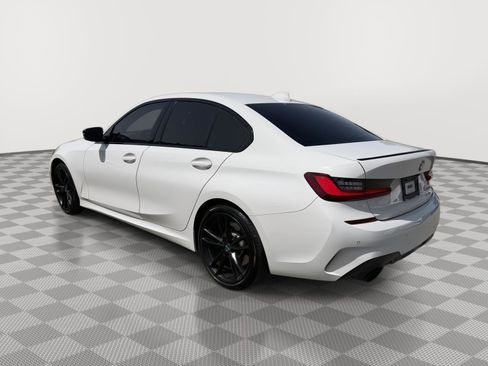 Used 2022 BMW 330i xDrive Sedan w/ M Sport Package AWD/4WD image 5