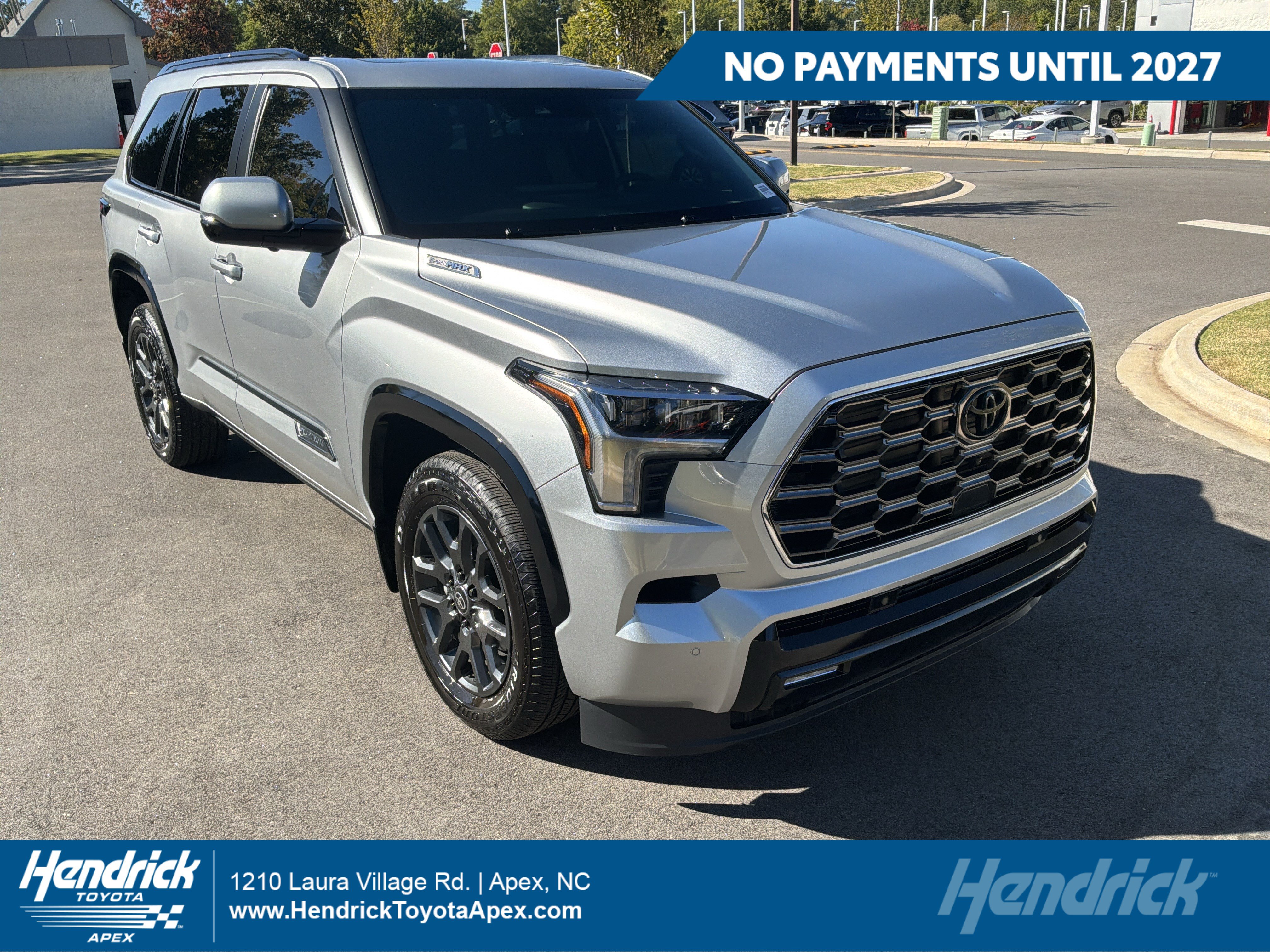 Used 2026 Toyota Sequoia Platinum AWD/4WD image 1
