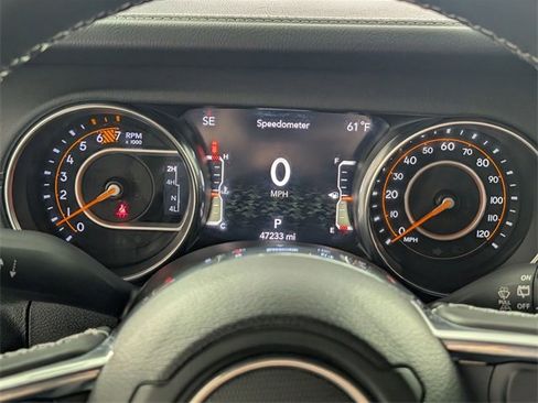 Certified 2023 Jeep Wrangler Sahara w/ Cold Weather Group image 16