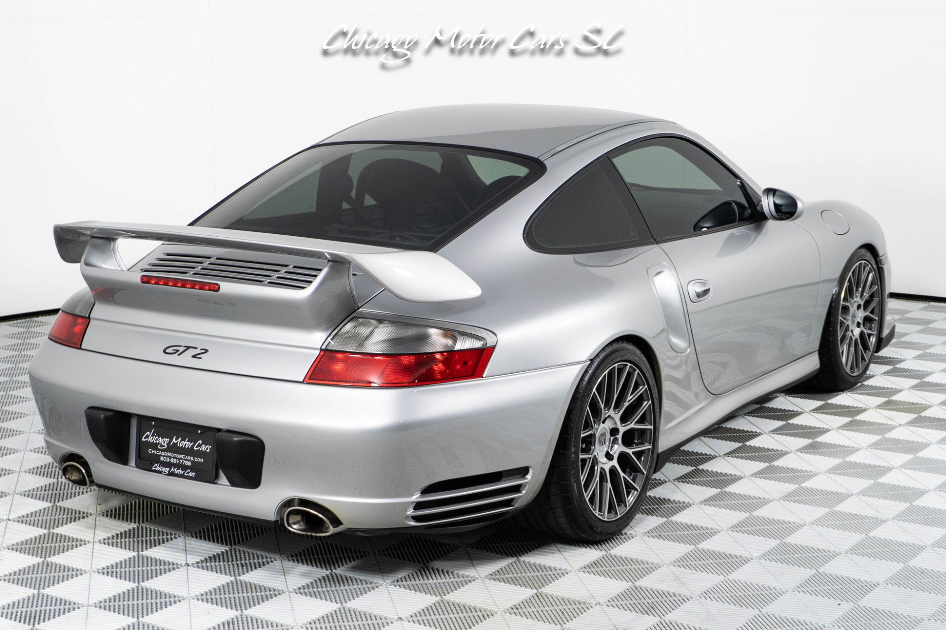 Used 2002 Porsche 911 GT2 RWD image 10