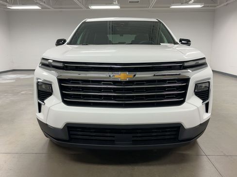 New 2026 Chevrolet Traverse LT w/ Sun and Wheel Package image 5