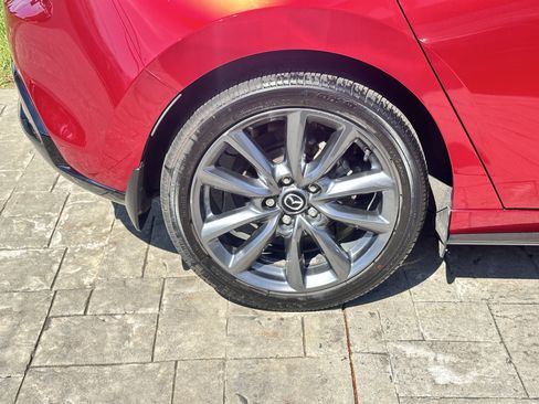 Used 2023 MAZDA MAZDA3 s FWD image 18