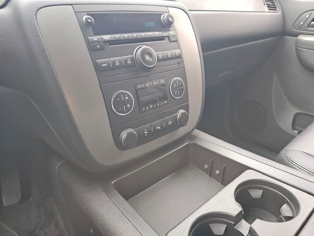 Used 2014 Chevrolet Silverado 3500 LTZ w/ LTZ Plus Package AWD/4WD image 28
