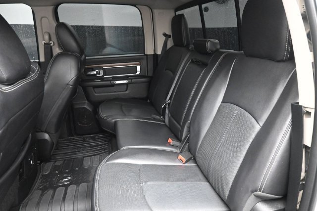 Used 2018 RAM 1500 Laramie w/ Convenience Group AWD/4WD image 22