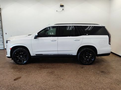 Used 2023 Cadillac Escalade Sport Platinum w/ LPO, ONYX Package AWD/4WD image 2