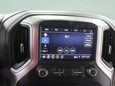 Used 2019 Chevrolet Silverado 1500 LTZ w/ LTZ Convenience Package AWD/4WD image 14