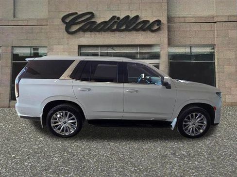 Certified 2023 Cadillac Escalade Premium Luxury image 6