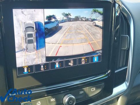 Used 2023 Chevrolet Traverse Premier w/ Redline Edition FWD image 28