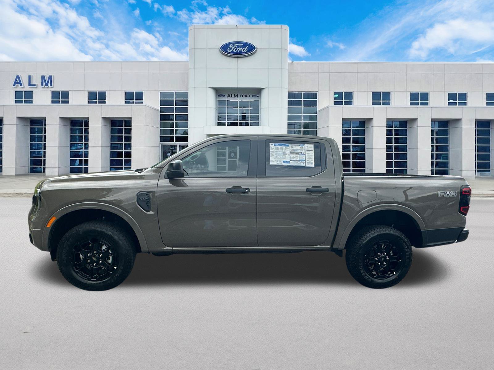 New 2026 Ford Ranger XLT w/ Equipment Group 301A High AWD/4WD image 9