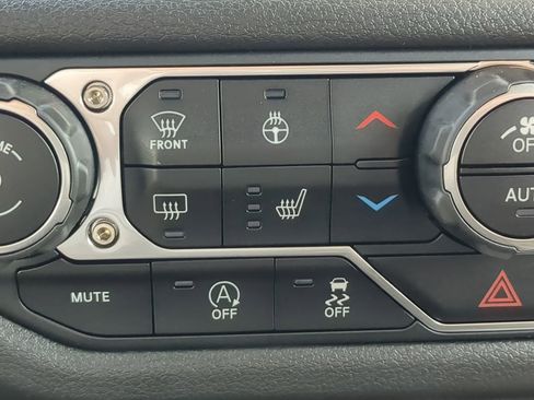 New 2025 Jeep Wrangler Sport S image 20