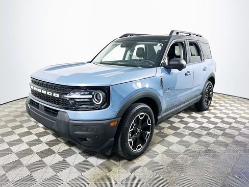 Used 2025 Ford Bronco Sport Outer Banks w/ Outer Banks Tech Package+ AWD/4WD image 7
