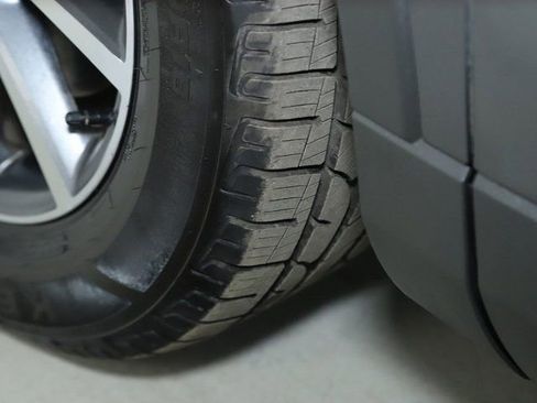 Used 2021 Lincoln Nautilus AWD image 36