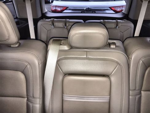 Used 2023 Lincoln Aviator Reserve w/ Equipment Group 201A image 24