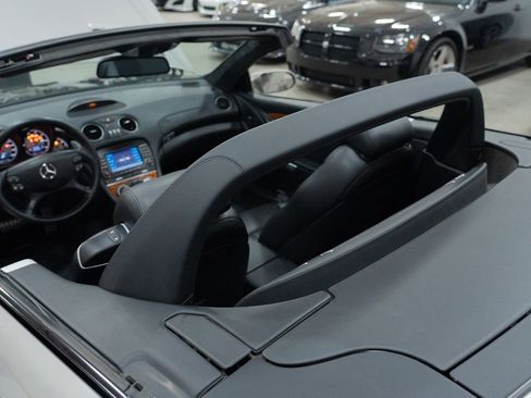 Used 2008 Mercedes-Benz SL 55 AMG image 44