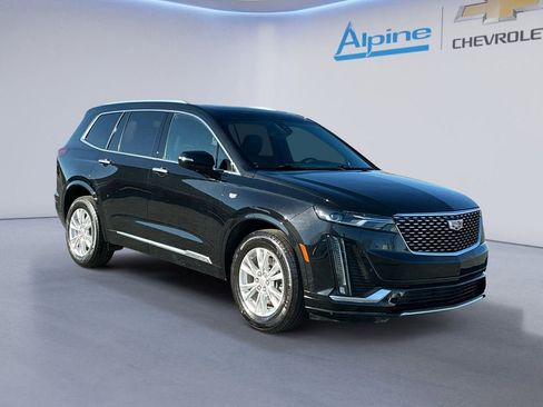 Used 2024 Cadillac XT6 Luxury w/ LPO, Floor Liner Package image 7