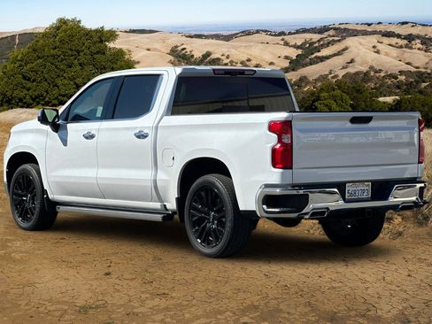 Certified 2022 Chevrolet Silverado 1500 LTZ w/ Technology Package image 6