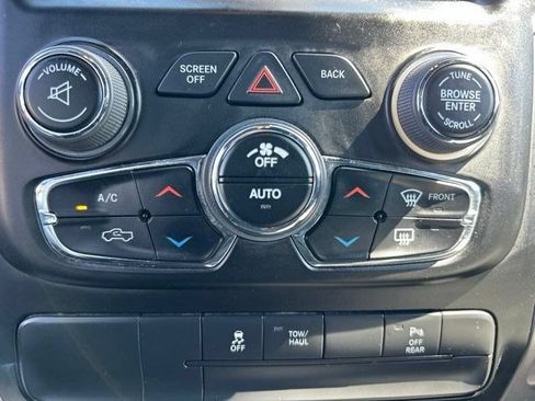 Used 2022 RAM 1500 Warlock AWD/4WD image 33