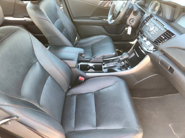Used 2017 Honda Accord Sport Special Edition image 14