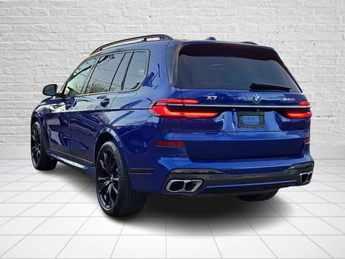 Used 2024 BMW X7 M60i w/ Executive Package image 4