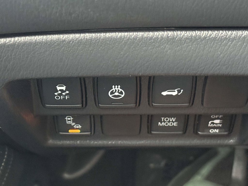 Used 2020 Nissan Pathfinder SL FWD image 27