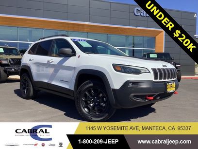 Used 2019 Jeep Cherokee Trailhawk