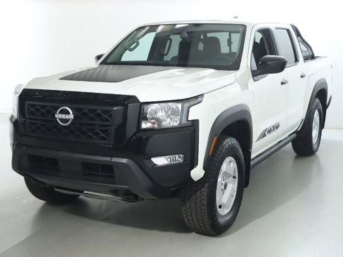 Certified 2024 Nissan Frontier SV w/ Hardbody Edition AWD/4WD image 4