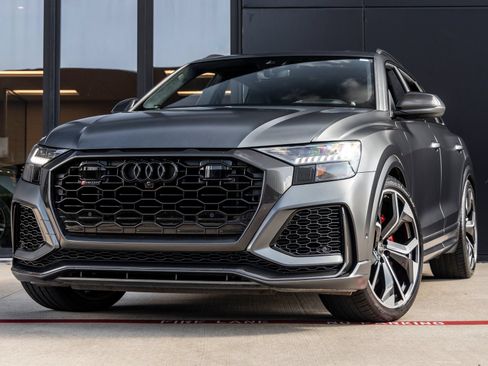 Used 2021 Audi RS Q8 w/ Carbon Optic Package AWD/4WD image 1