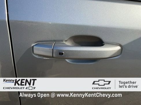 Used 2023 Chevrolet Silverado 1500 RST image 17