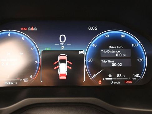 Used 2024 Toyota RAV4 Limited FWD image 13