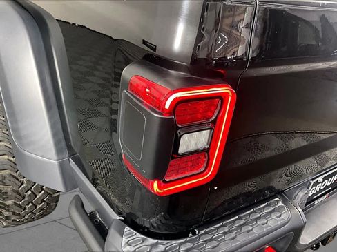 Used 2020 Jeep Gladiator Rubicon AWD/4WD image 28