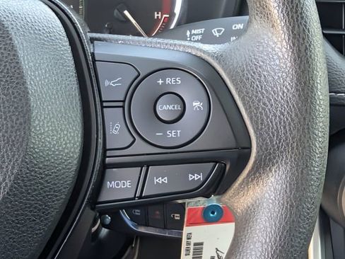 Used 2024 Toyota RAV4 LE image 19