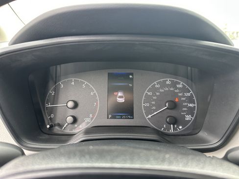 Used 2024 Toyota Corolla LE image 21