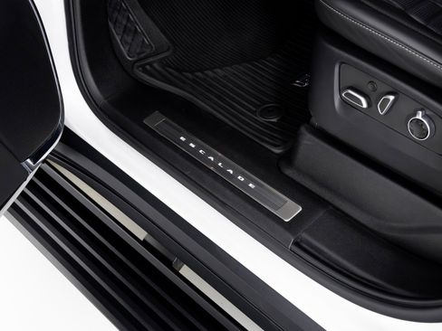 Used 2023 Cadillac Escalade V image 24