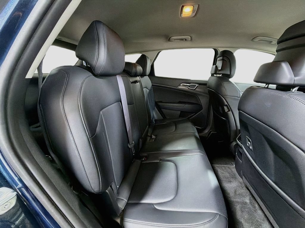 Used 2023 Kia Sportage EX AWD/4WD image 28