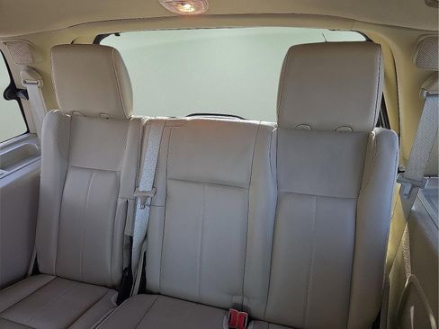 Used 2016 Ford Expedition Limited w/ Equipment Group 301A image 11