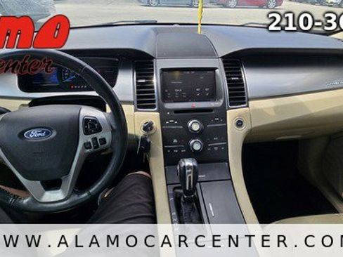 Used 2013 Ford Taurus SEL image 36