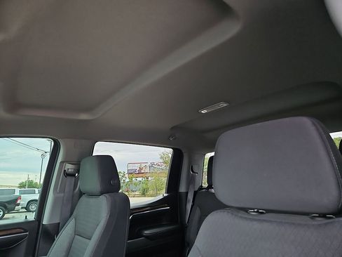 Used 2024 Chevrolet Silverado 1500 RST w/ Z71 Off-Road Package image 22