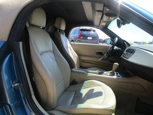 Used 2003 BMW Z4 2.5i image 18