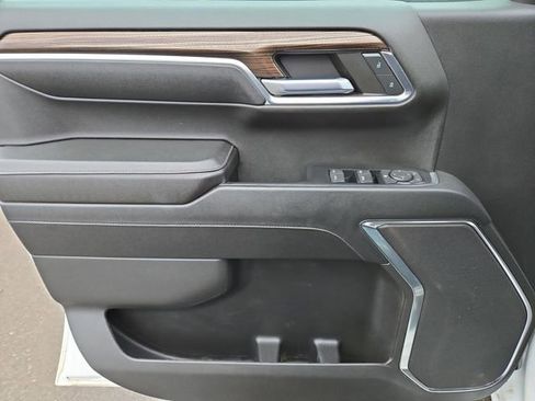 Used 2023 Chevrolet Silverado 1500 LT Trail Boss w/ Protection Package image 14