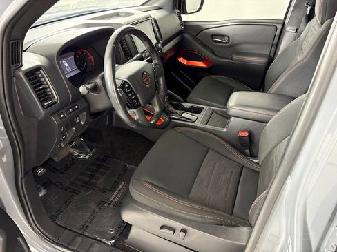 Used 2022 Nissan Frontier PRO-4X AWD/4WD image 29