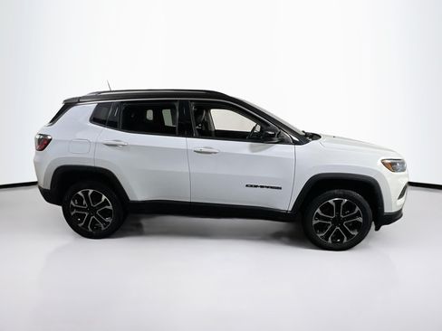 Used 2022 Jeep Compass Limited AWD/4WD image 4