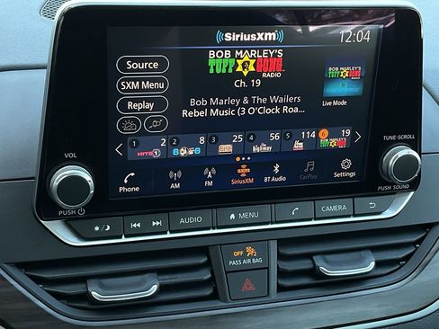 Used 2025 Nissan Altima 2.5 SV image 29