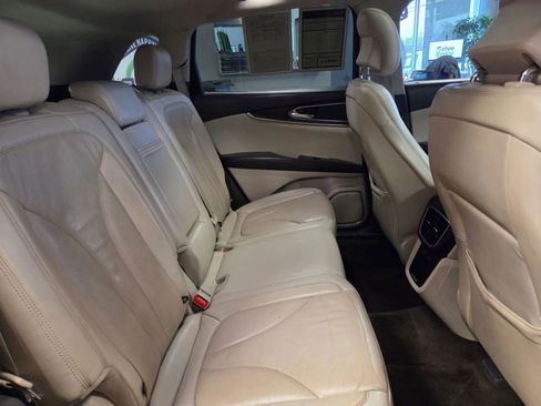 Used 2017 Lincoln MKX Reserve w/ Driver Assistance Package image 65