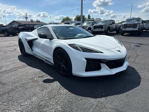 Certified 2024 Chevrolet Corvette Z06 w/ Stealth Interior Trim Package RWD image 7