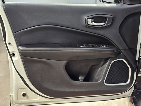 Used 2019 Jeep Compass Limited w/ Safety & Security Group image 20