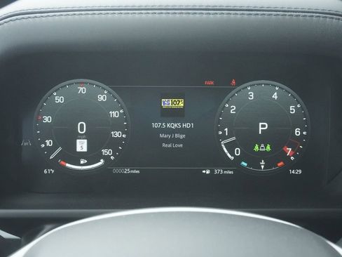 New 2026 Land Rover Defender 110 X-Dynamic SE image 11